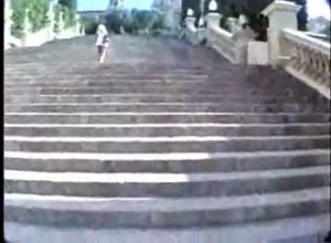 Самка натянула жопу на хуй