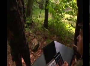 Негр рвет попу блондинки БДСМ