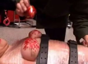 Испытание боли БДСМ видео