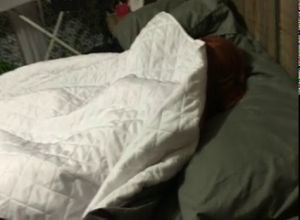 Домашний трах с грудастой девкой