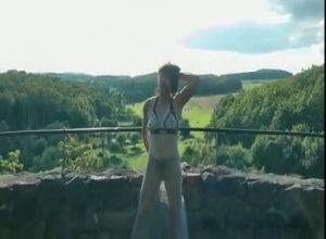 Публичный жёсткий фистинг