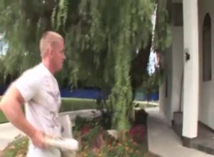 Трахнул маму длинным членом инцест