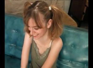 Брат учит сестру траху инцест