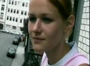 Немецкое порно с молодой в подъезде