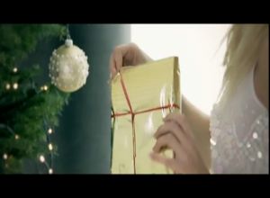 Лесбийские штучки под елкой