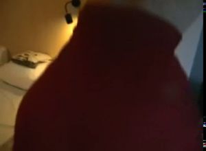 Дед Мороз всунул палец в жопу снегурки