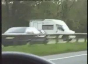 Украинка сосет у толпы в машине